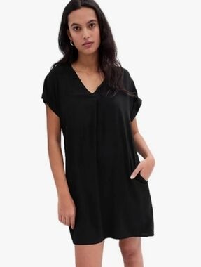 GAP Shirt Dress Or Beach Covrr Up , Size Medium